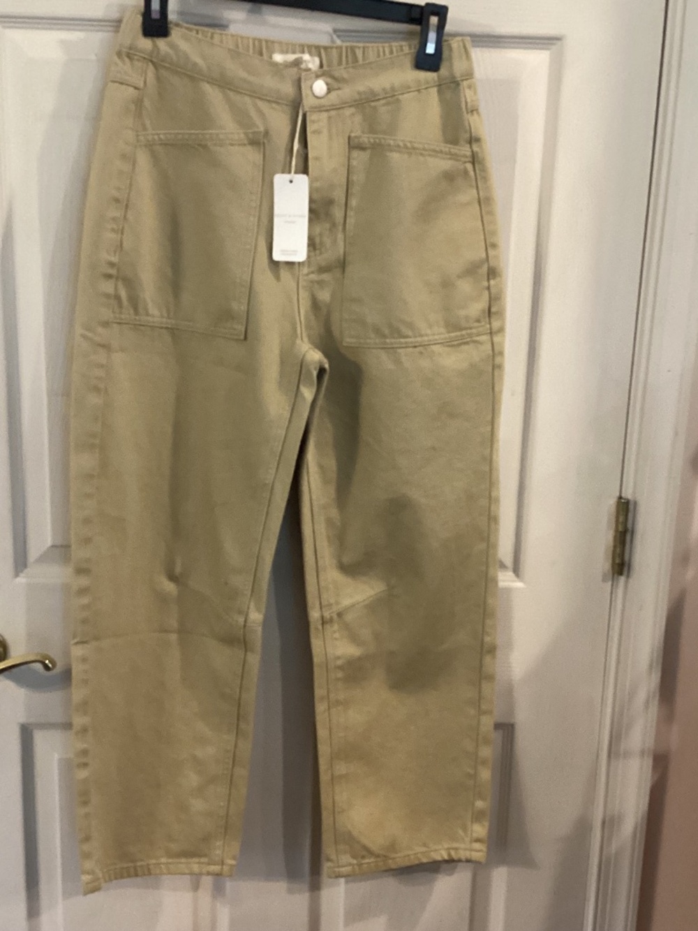 NWT GRADE AND GATHER CARDO SAND COLORED DENIM CARGO SMALL